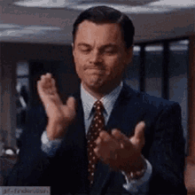 6A847A13-A574-474D-A59B-ABE8C320EA22.gif