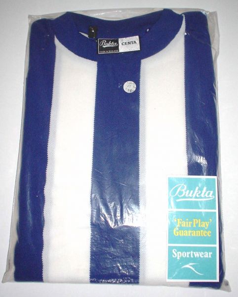 brighton-and-hove-albion-home-football-shirt-1971-1972-s_7274_2.jpg