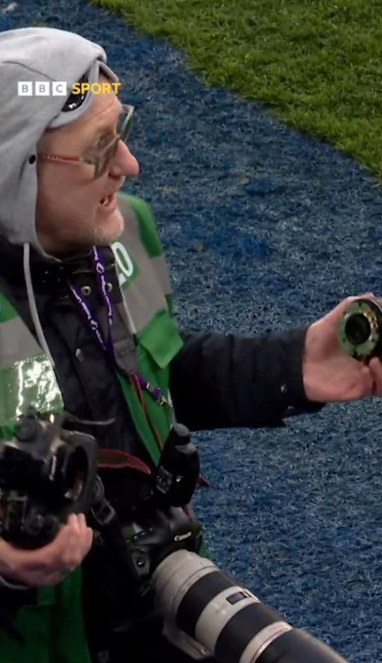 fa-cup-cameraman-left-furious-983429552.jpg