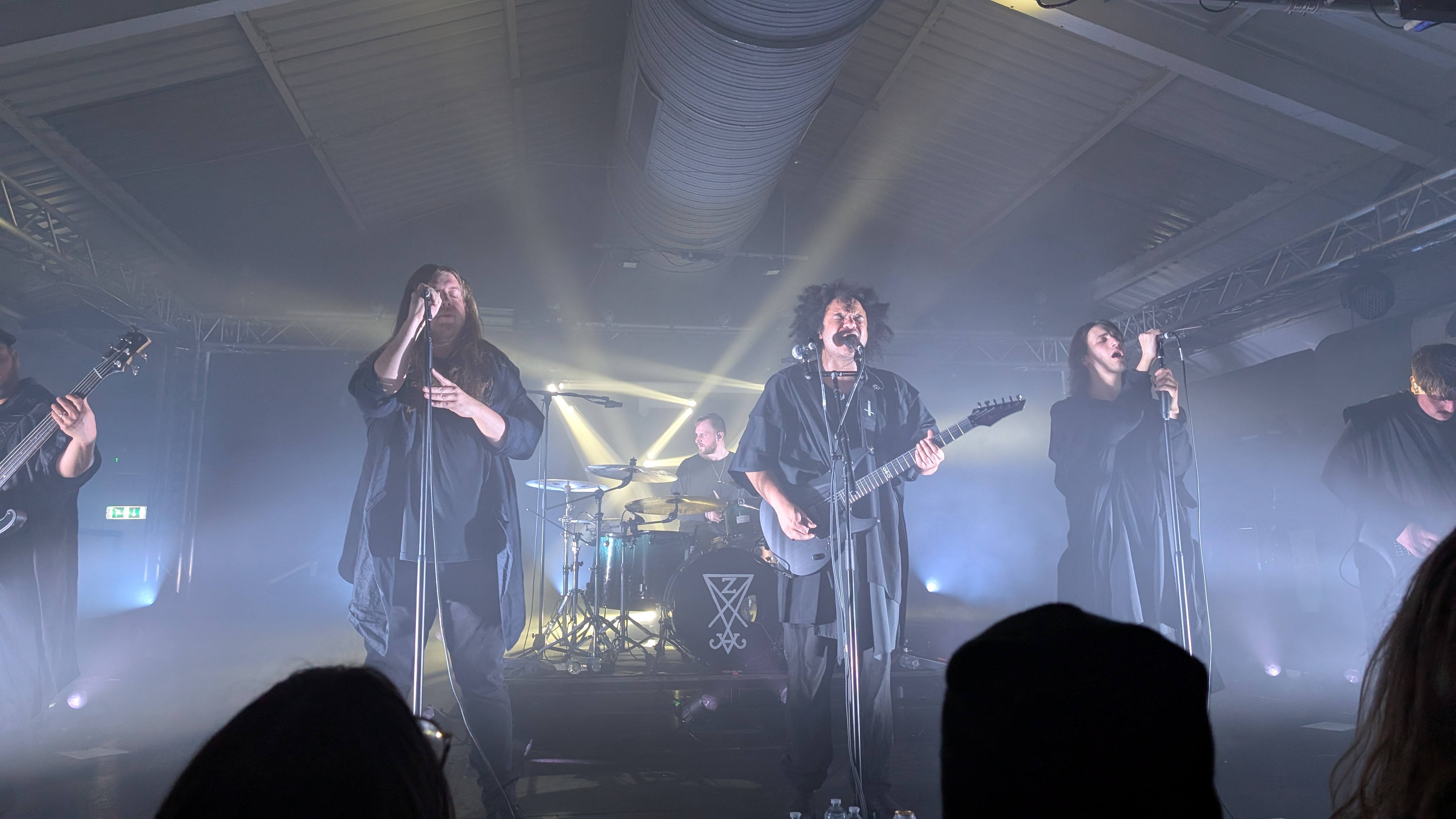 PXL_20250316_214306189.RAW-01.COVER.jpg