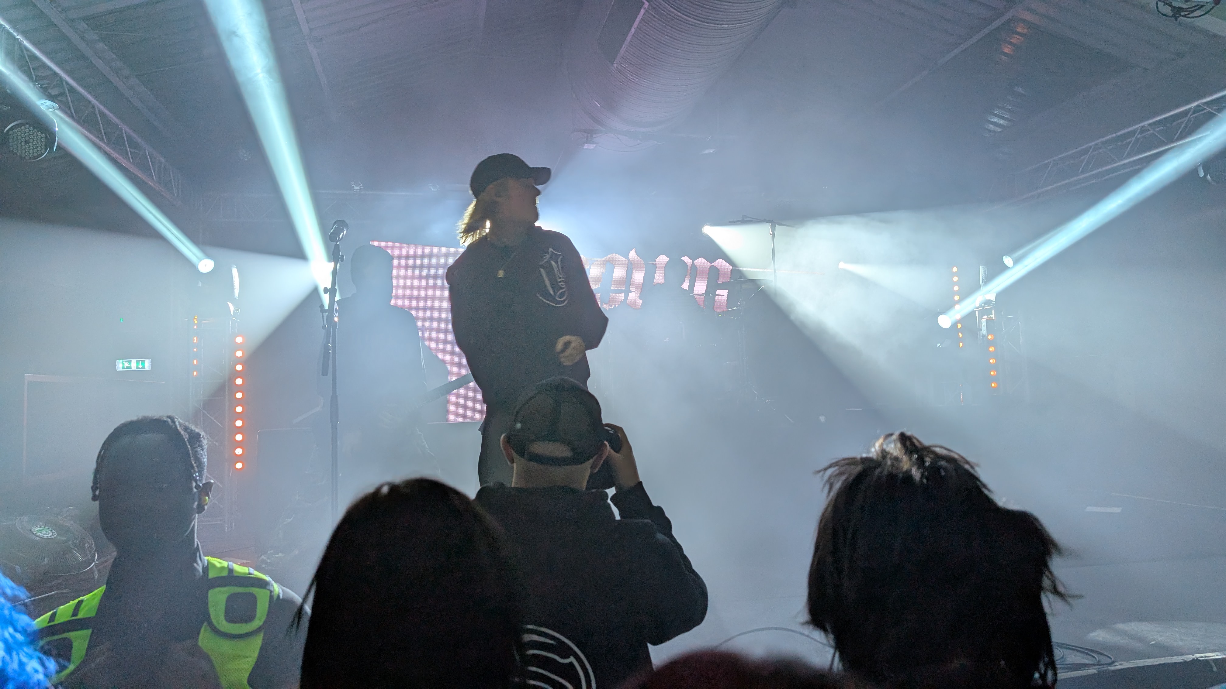 PXL_20250422_204002567.RAW-01.COVER.jpg