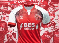 fleetwood_town_2020_2021_home_kit.jpg