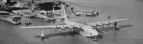 Photograph_of_Howard_Hughes_Flying_Boat_Long_Beach_California_November_02_1947.jpg