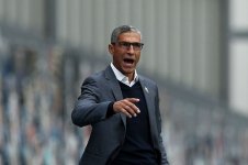 0_Nottingham-Forest-manager-Chris-Hughton-looks-on.jpg 0_Nottingham-Forest-manager-Chris-Hughton-looks-on.jpg