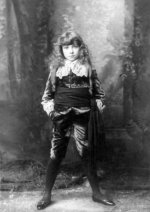 Elsie_Leslie_as_Little_Lord_Fauntleroy_cph.3b10326.jpg