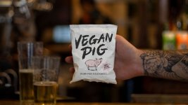 Vegan-Pig-s-meat-free-pork-scratchings-to-target-the-on-trade_wrbm_large.jpg Vegan-Pig-s-meat-free-pork-scratchings-to-target-the-on-trade_wrbm_large.jpg