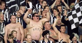 Newcastle-fans.jpg