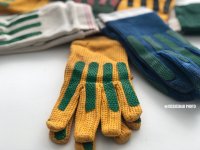 gloves.jpeg gloves.jpeg