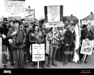 national-front-march-in-wolverhampton-1981-britain-british-england-D02MGK.jpg