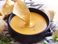 5-Minute-Nacho-Cheese-Sauce-dip3-1.jpg