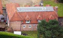 A-house-near-Hungerford-t-001.jpg