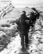 Falklands_War_The_Royal_Marines_Yomp_or_the_Paras_Tab.jpg