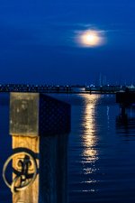 Red Moon-1-2.jpg