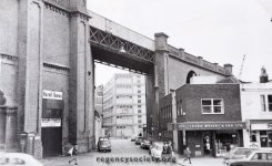 viaduct-crossing-melbourne-stree.jpg