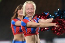 The-Gallery-Ian-Holloway-001.jpg