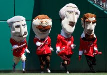 0415_mascots-racing-presidents_485x340.jpg