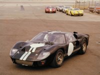 1966_Ford_GT40_Mk2.jpg