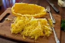 baked-spaghetti-squash-garlic-butter-4575.jpg