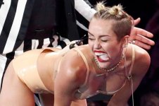 Miley-Cyrus-Tongue.jpg