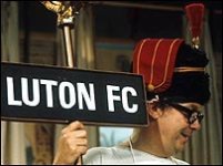 eric_morecambe_luton_203_203x152.jpg