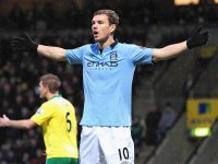 Edin-Dzeko-Norwich-Manchester-City-Premier-Le_2879451.jpg