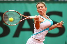 simona-halep-big-boobs-breast.jpg