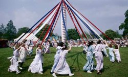 maypole-dancing.jpg