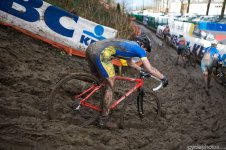 2009-cyclocross-world-cup-roubaix-19-mud.jpg