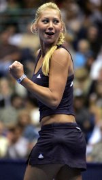 118746-women-s-tennis-top-10-on-court-fashion-moments.jpg