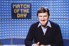 016121F40000044D-3367348-Jimmy_Hill_the_football_pioneer_who_used_to_present_Match_of_the-a-4_14.jpg