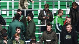 _90419695_safe-standing.jpg