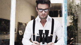 Man-Binoculars-79591.gif