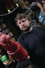 guillermo-del-toro-on-set-of-hellboy-2.jpg