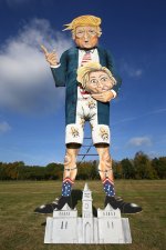 trump-effigy-1478100496.jpg