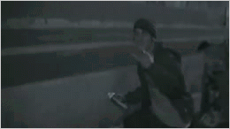 stupid-retard-spays-face-graffiti-instant-karma-vandalism-fail.gif