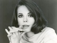 2015-11-18-1447886166-5461096-Natalie_Wood_1966_Penelope-thumb.jpg