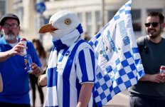 Brighton & Hove Albion Bus Parade 14 May 08.jpg.gallery.jpg