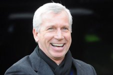 Alan-Pardew-Newcastle-manager.jpg