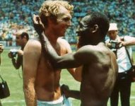 Moore and Pele.jpg