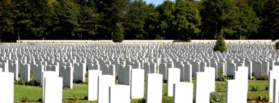 Military_Cemetery_Etaples_0056.JPG