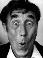 frankie-howerd-comedian-sucked-in-cheeks.jpg