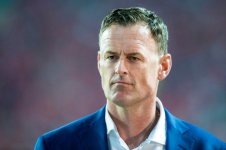 chris-sutton.jpg chris-sutton.jpg