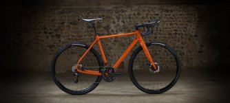 mason_orange_ultegra_side_lighter_213ea06a.jpg