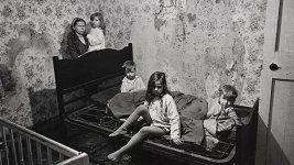shocking-pictures-tell-tale-of-extreme-poverty-in-seventies-britain-136393561500503901-141002163.jpg