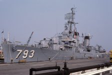 USS_Cassin_Young_(DD-793)_in_Boston_1987.jpg