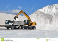 jcb-digging-salt-lorry-used-to-harvest-mountain-santa-pola-spain-50188724.jpg