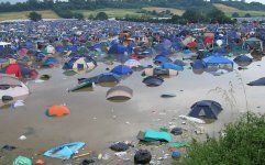 glastonburytent_3343126b.jpg